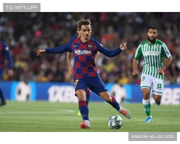 格列兹曼盛赞梅西巴萨岁月：足球艺术的巅峰之作