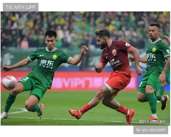 中超揭幕战打响：豪门球队全力争胜，开局状态成焦点